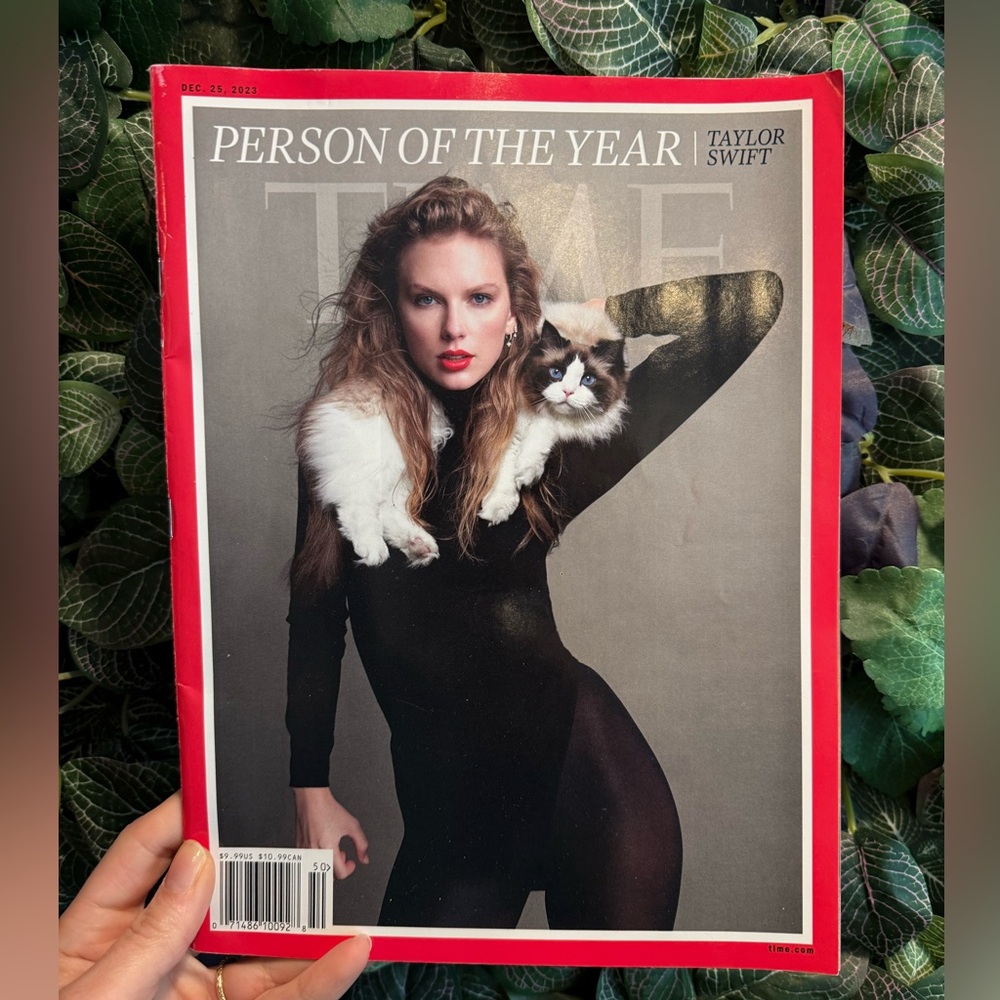 Taylor Swift Magazine Bundle